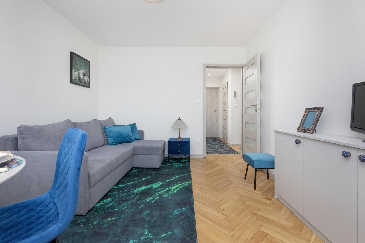 Cozy And Comfortable Wola Apartment By Noclegi Renters Warszawa Zewnętrze zdjęcie